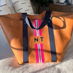 Corroon Big Daddy™ Tan Leather with Navy Handles - NT initials